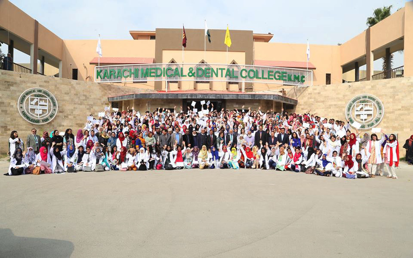 Medical Universities in Karachi Courses, Address, Contact & More