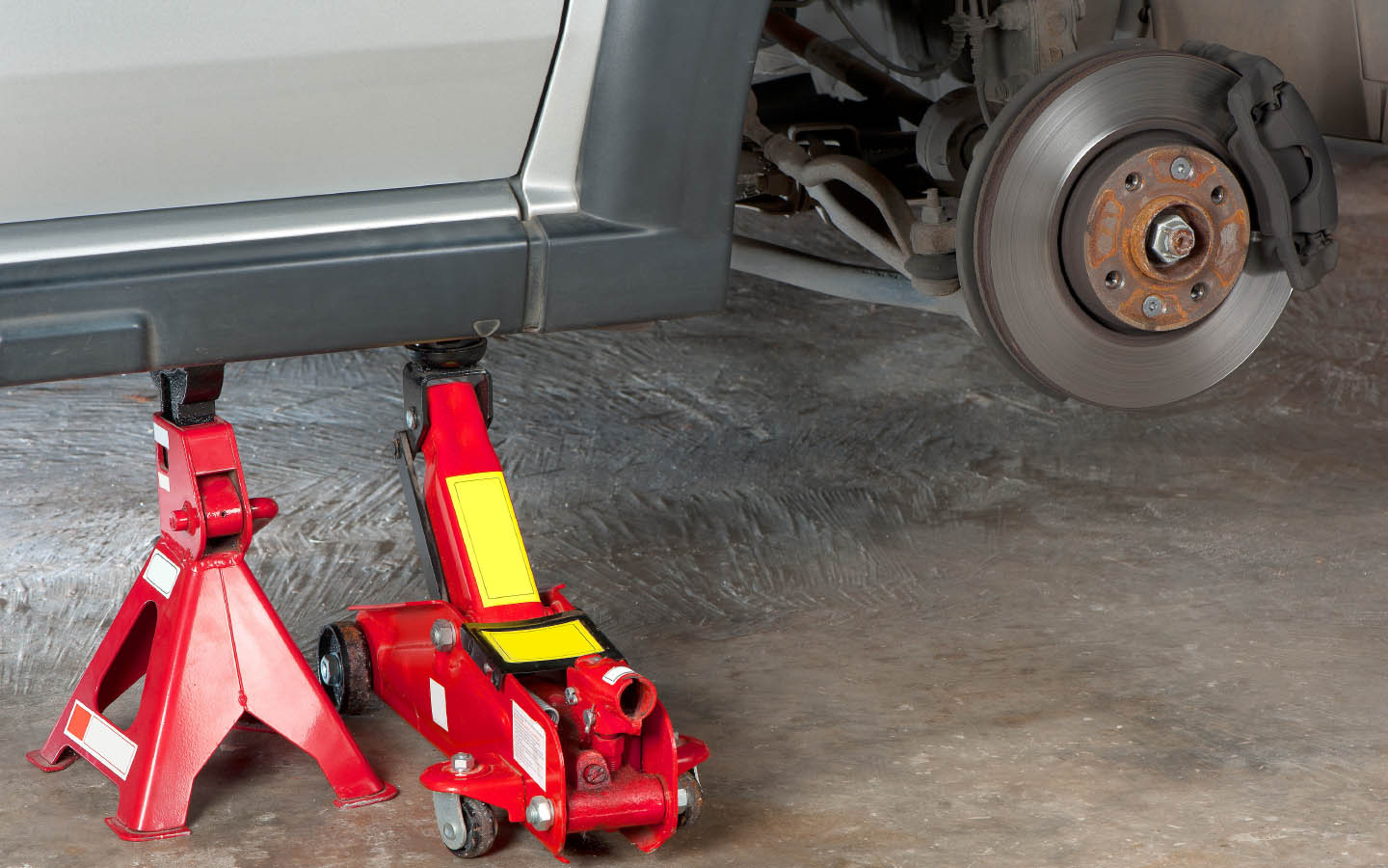 Basic Car Toolkit for Emergencies & Sudden Repairs Zameen Blog