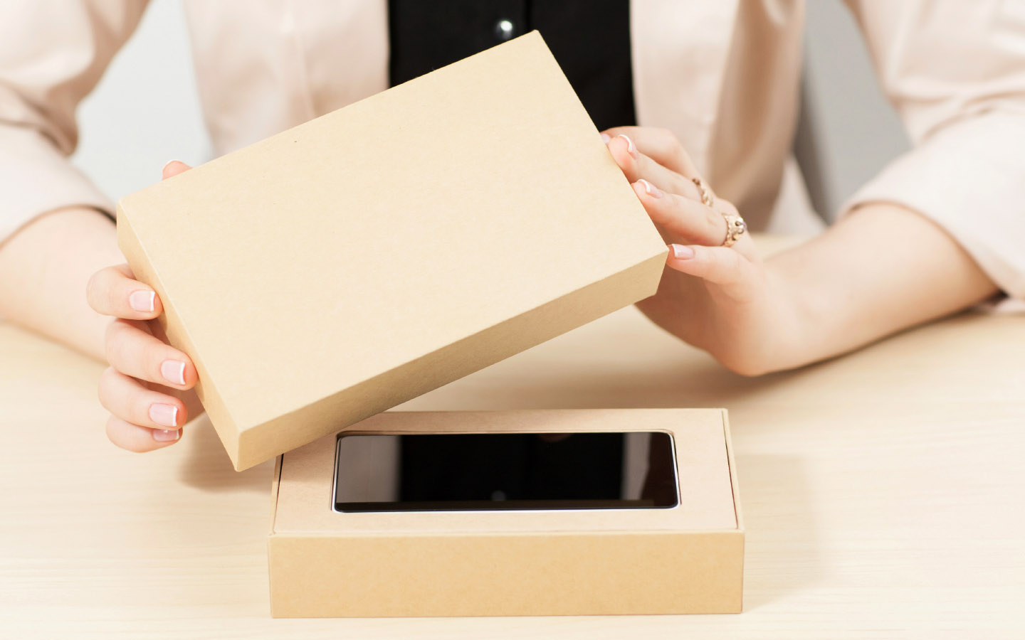 How to Import a Smartphone to Pakistan Zameen Blog