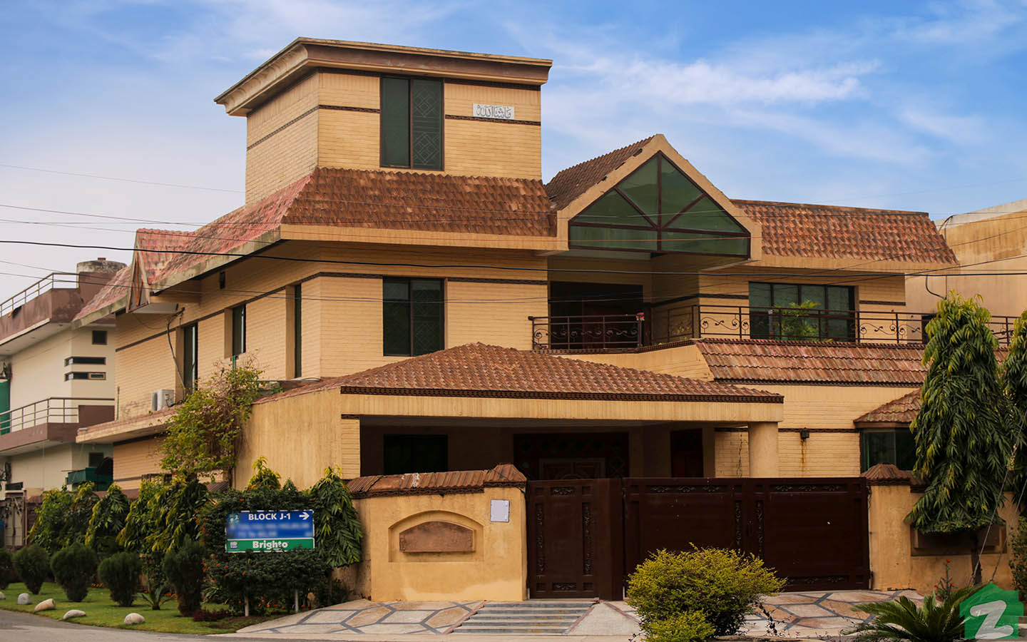 Living in WAPDA Town, Lahore Features, Amenities and More Zameen Blog