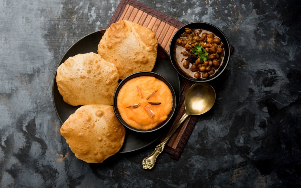 Best Places To Have Desi Breakfast in Lahore Zameen Blog