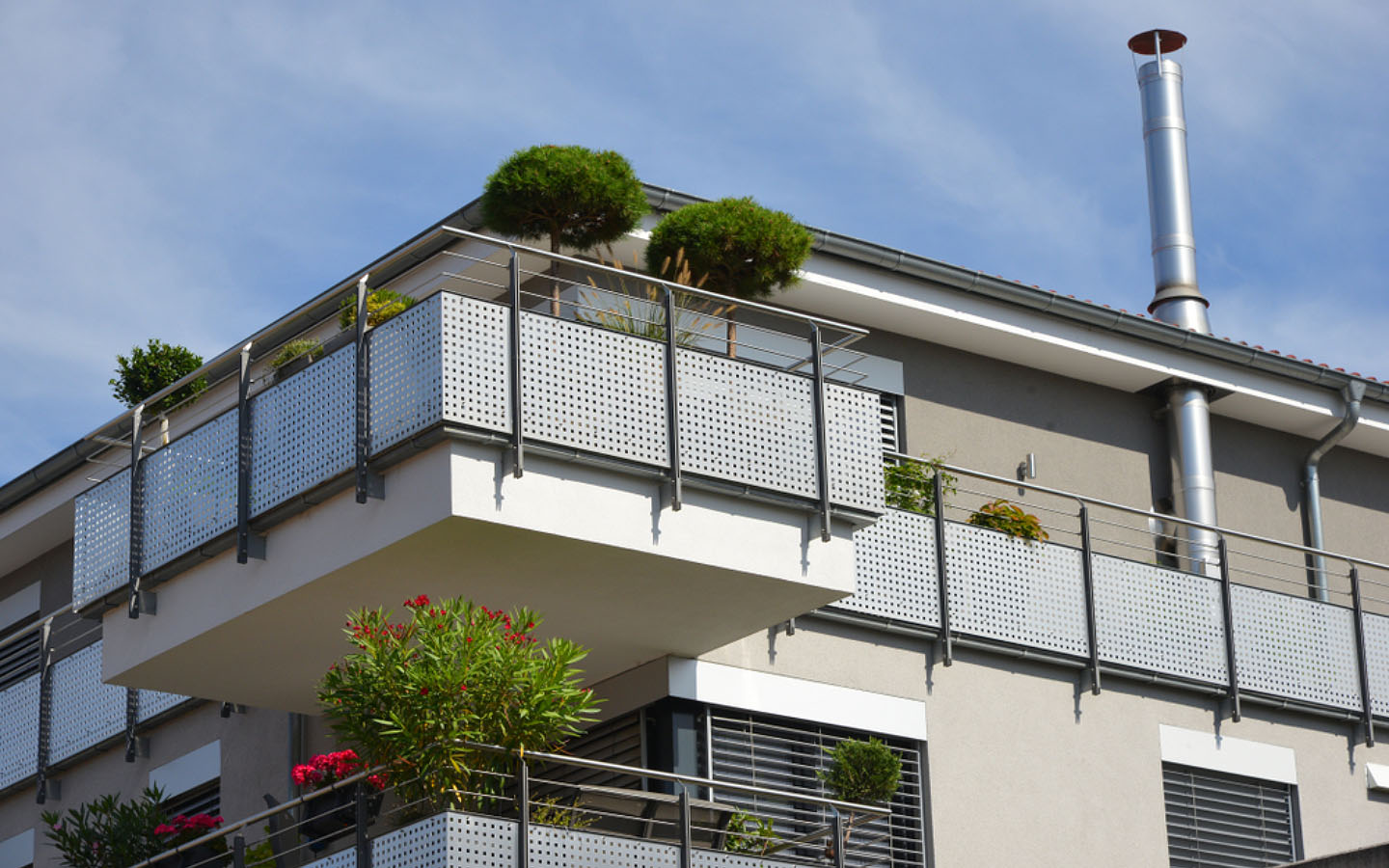 Pros and Cons of Buying a Corner House Zameen Blog