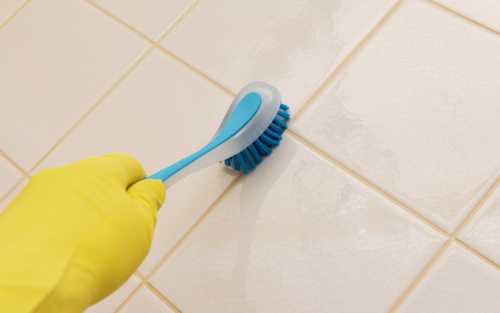 DIY Home Remedies to Get Rid of Mould in Your Bathroom Zameen Blog