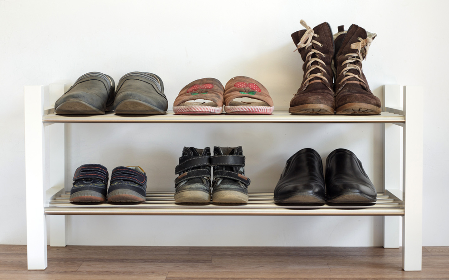 Useful Ways to Store Your Winter Clothes Zameen Blog