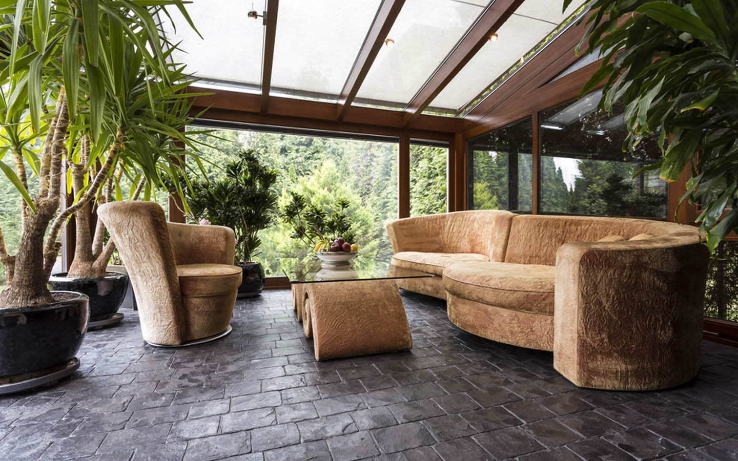 Eco-Friendly Flooring Ideas for Your Home | Zameen Blog - Textured Apartment Renovation Eco Friendly Flooring