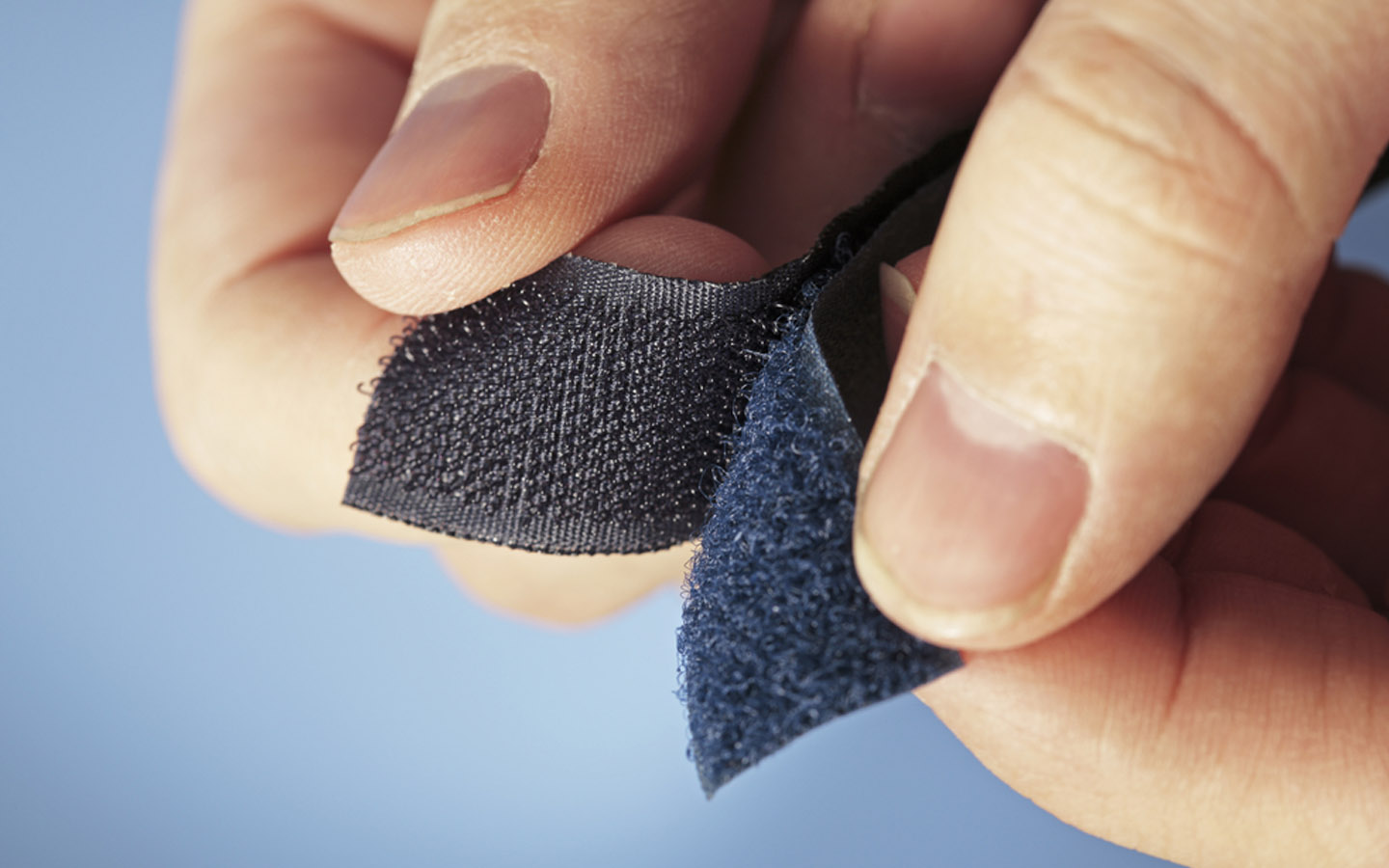 Best Ideas to Hang Things on Walls Without Using Nails Zameen Blog