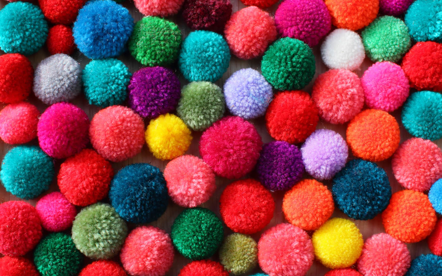 How to Make a Homemade Rug from Scratch Zameen Blog