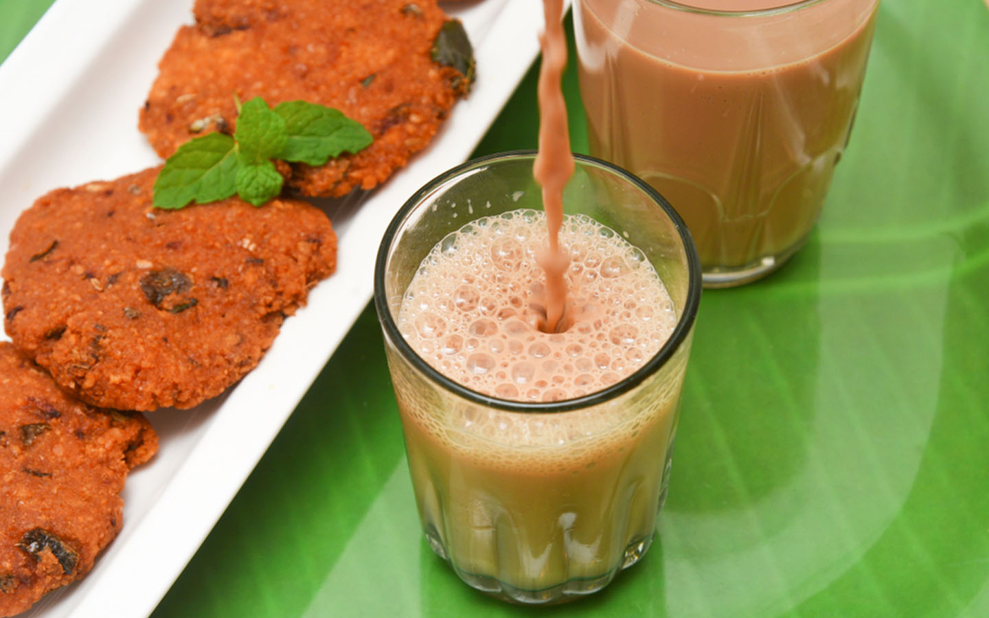 Picture of Some Effective Tips to Stay Hydrated While Fasting | Zameen Blog