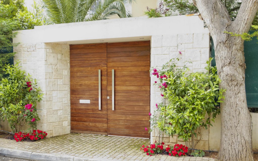 Stylish Designs for the Main Gate of Your House | Zameen Blog