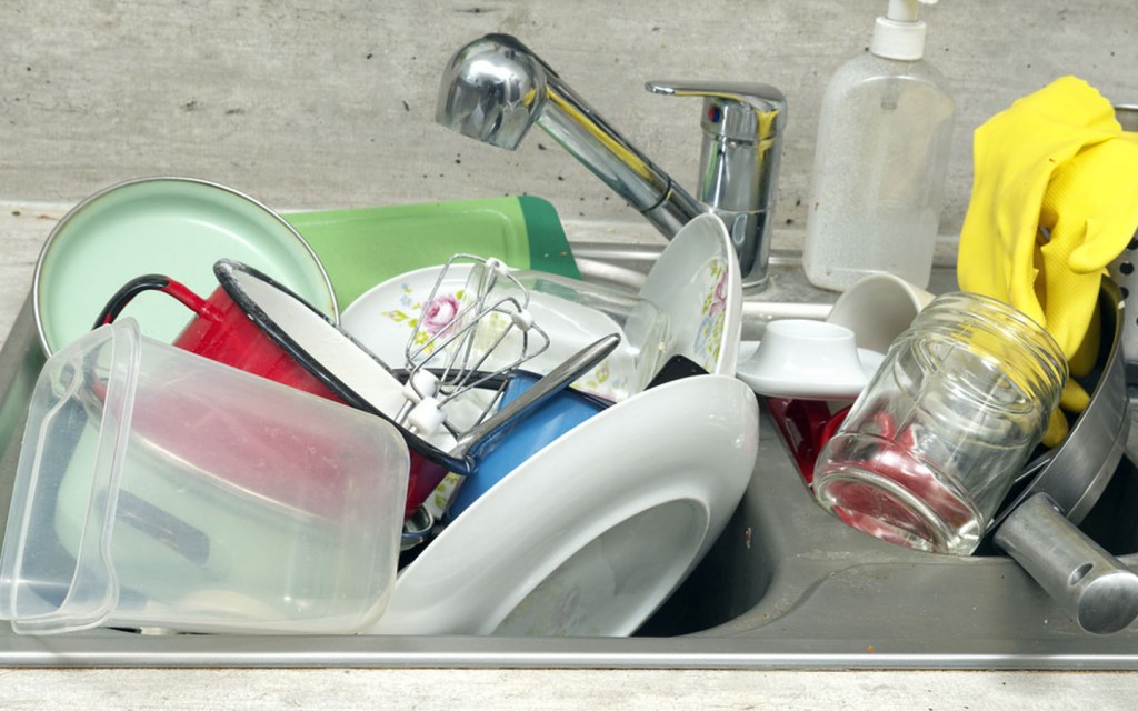 Get Rid of Piled up Dirty Kitchenware