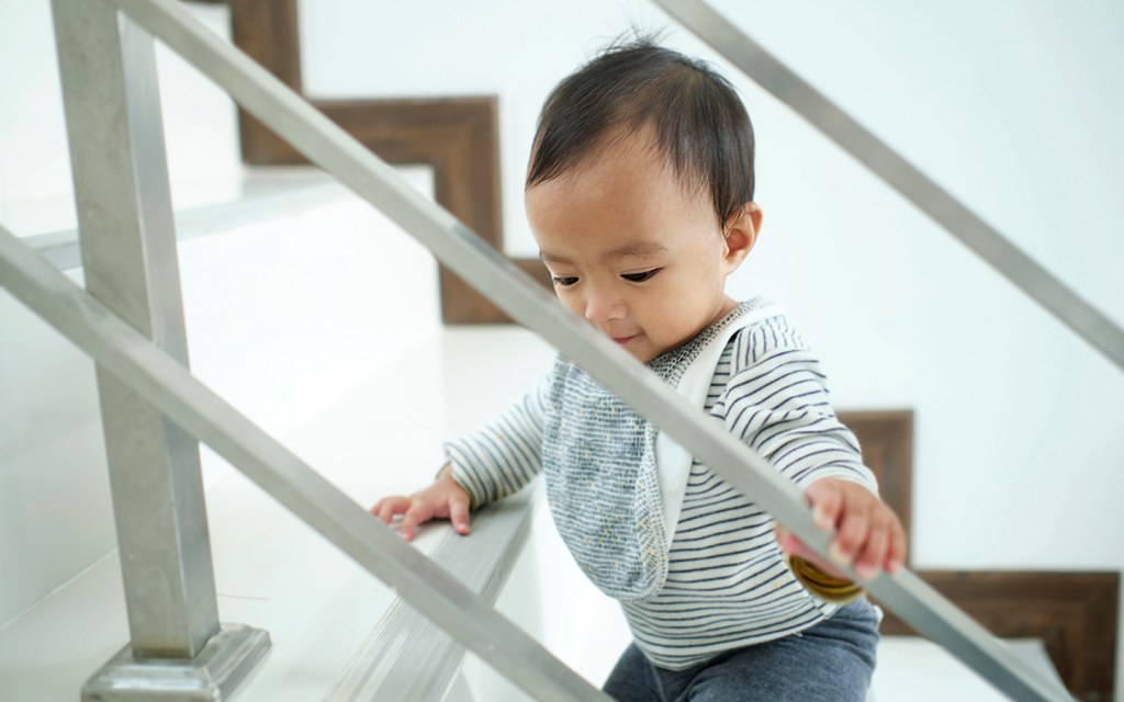 make a staircase child-friendly