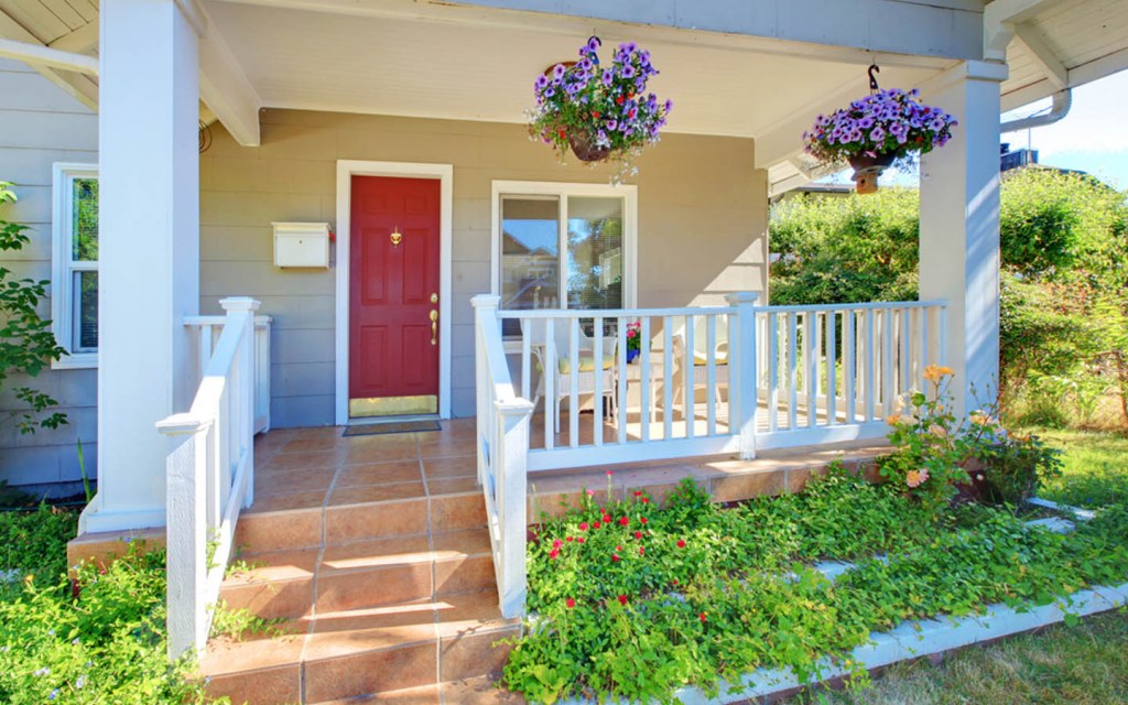 Add hanging plants to your front decor