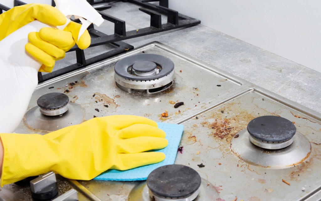 how to clean your kitchen stove top 