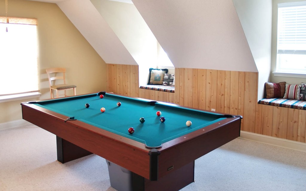 Games room or activity area 