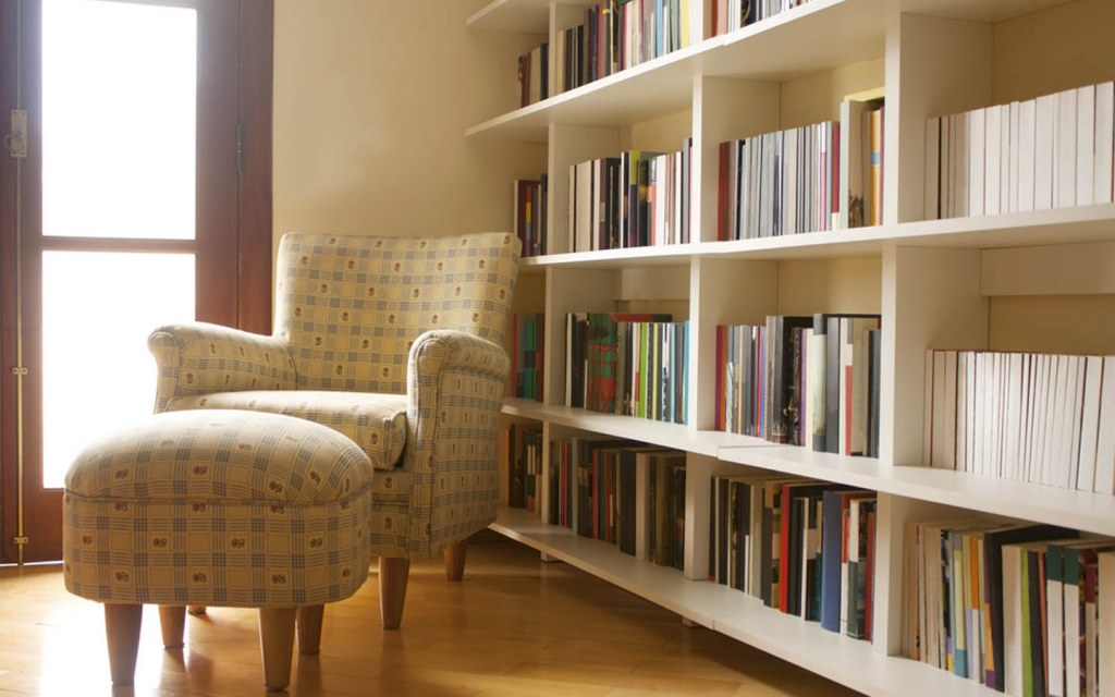 setting up a home library 