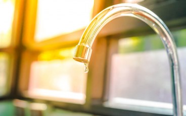 Step-By-Step Guide on How to Fix Leaky Faucets | Zameen Blog