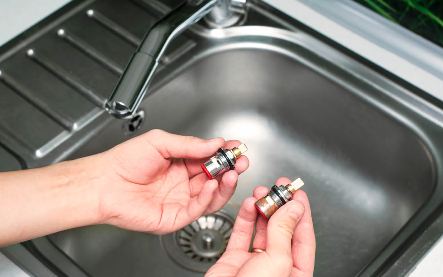 StepByStep Guide on How to Fix Leaky Faucets Zameen Blog