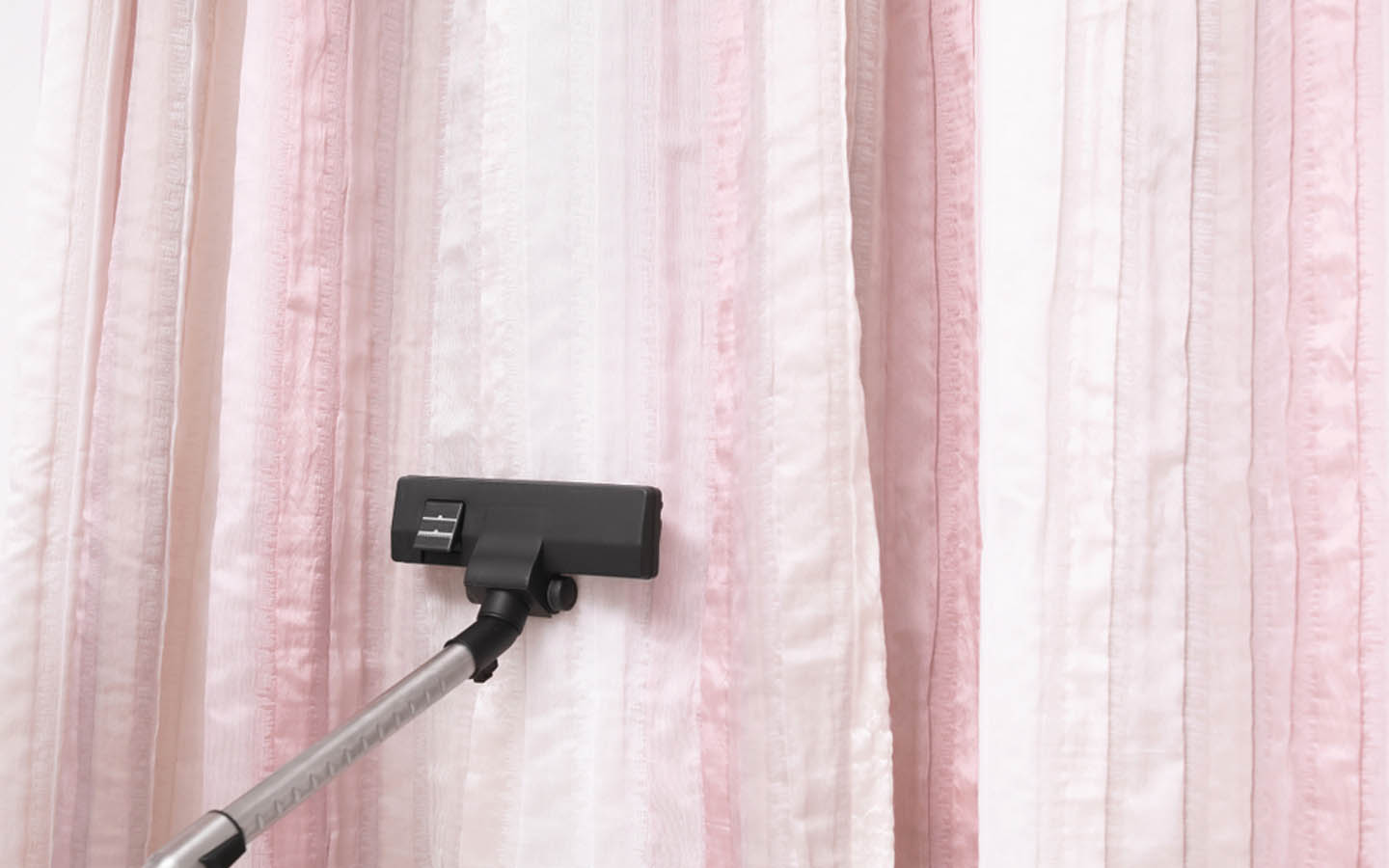 How to Clean Your Curtains at Home? Zameen Blog