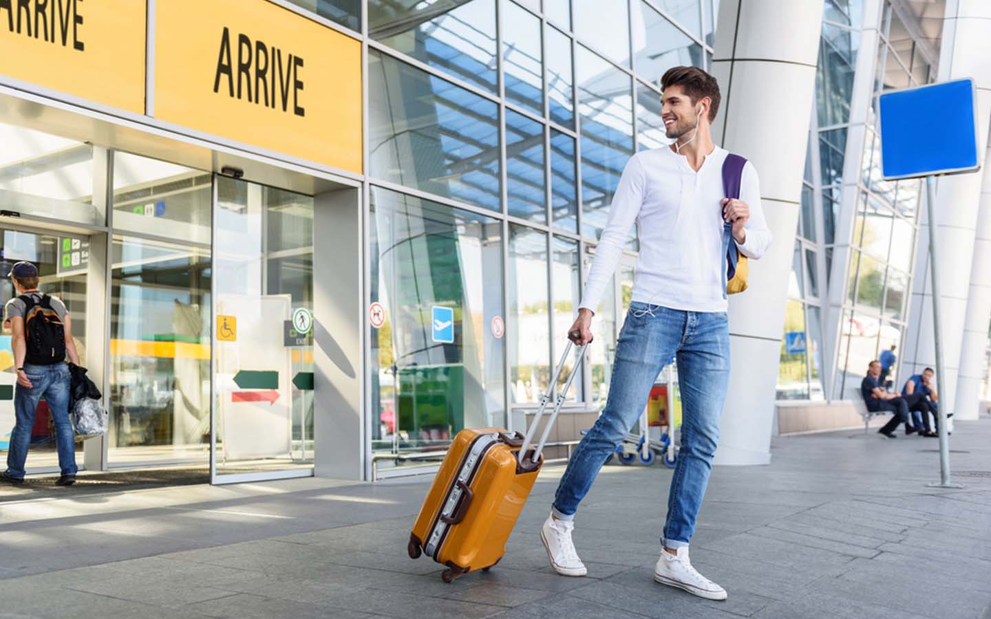 Things to Do During an Airport Layover to Kill Boredom Zameen Blog