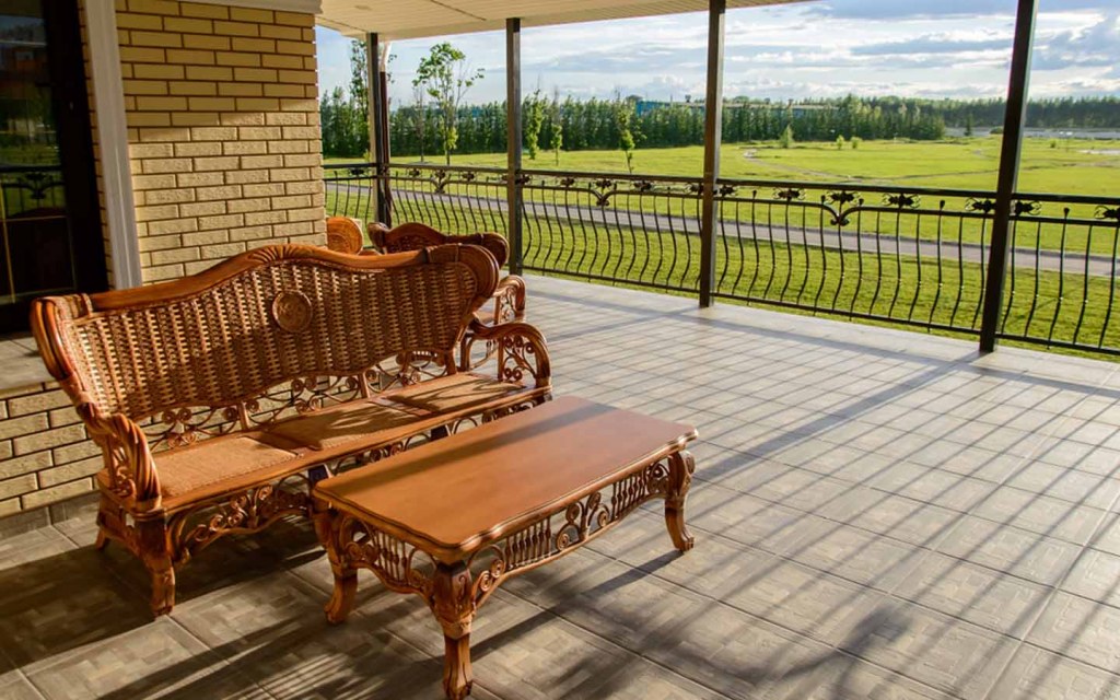 What Is a Veranda and What Is It Used For?