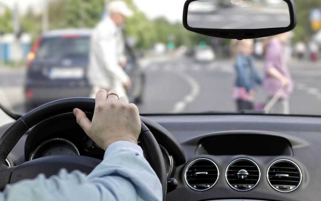 stop your car at zebra crossing