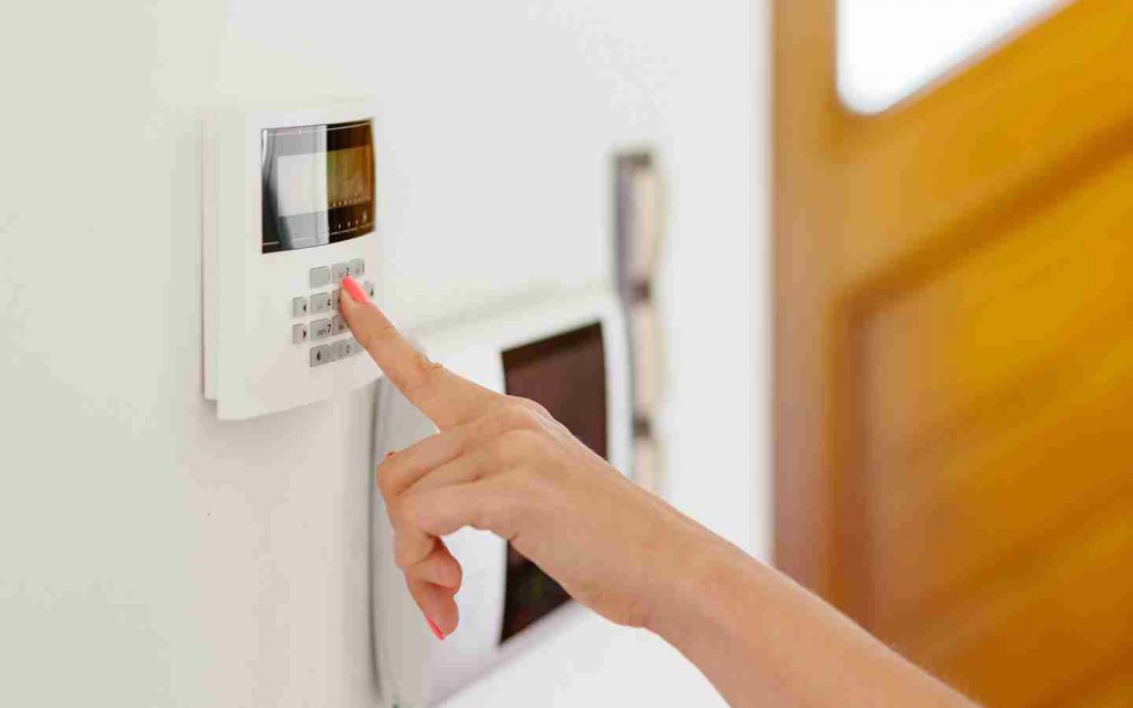 features of home security systems