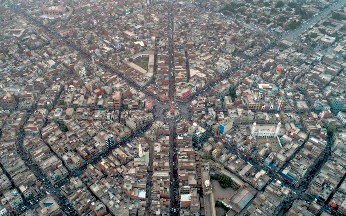 Ghanta Ghar in Faisalabad History, Location & More Zameen Blog