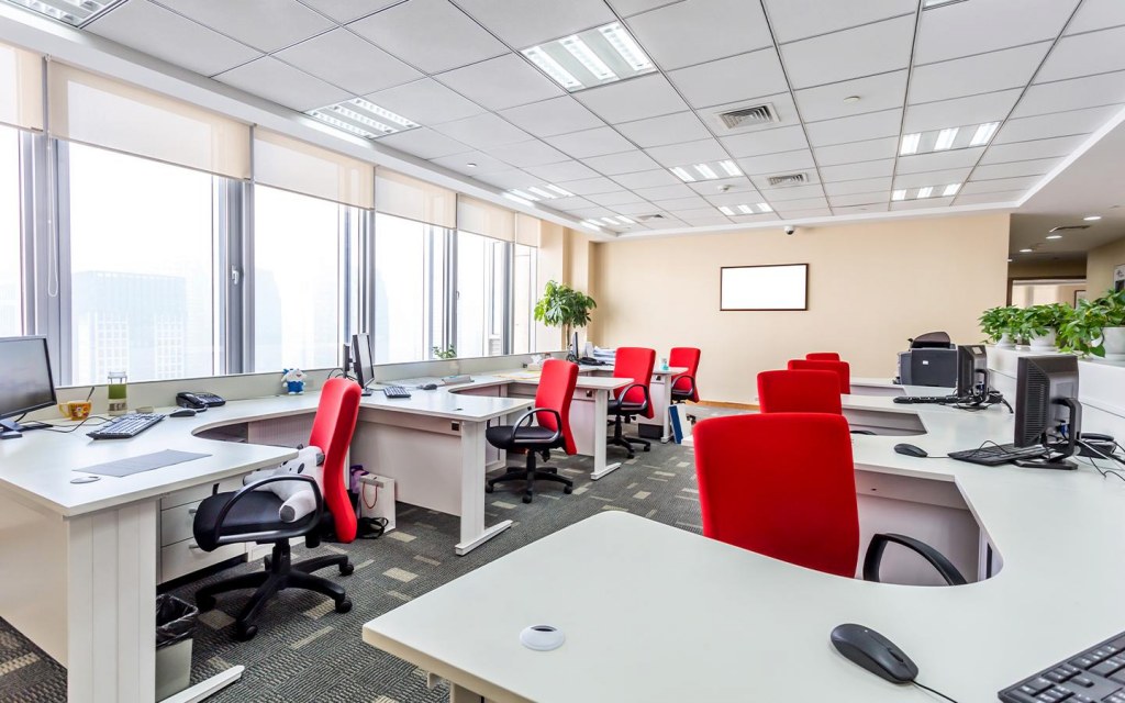 choose the most comfortable office furniture for your employees 