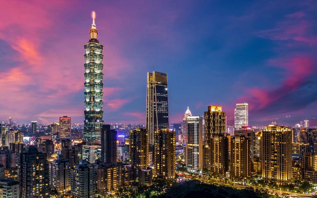 taipei 101 is the crowning glory of Taipei's skyline.