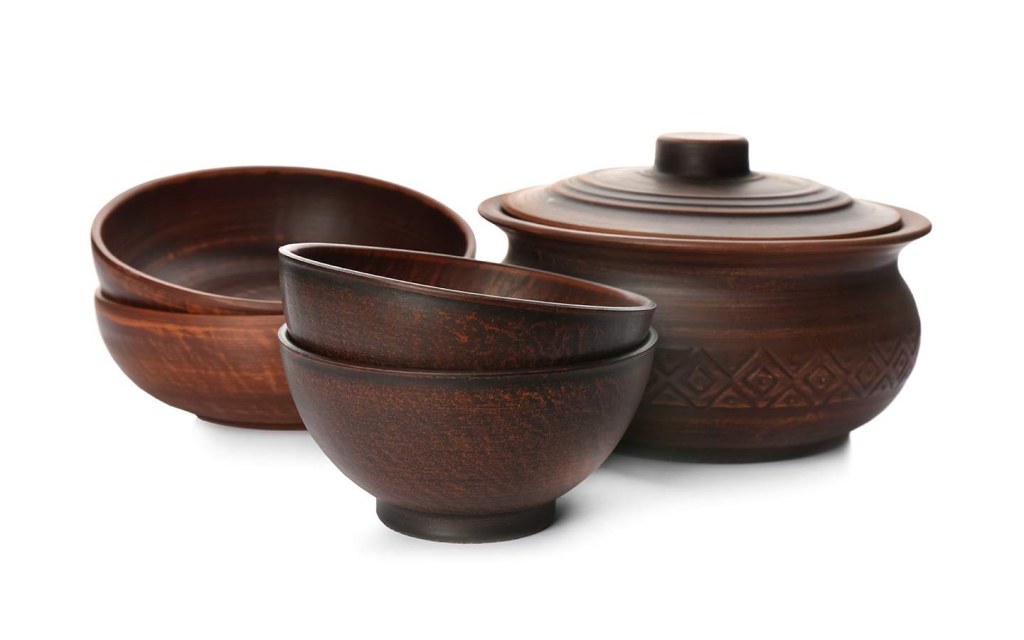 Ceramic cookware offers numerous health benefits.